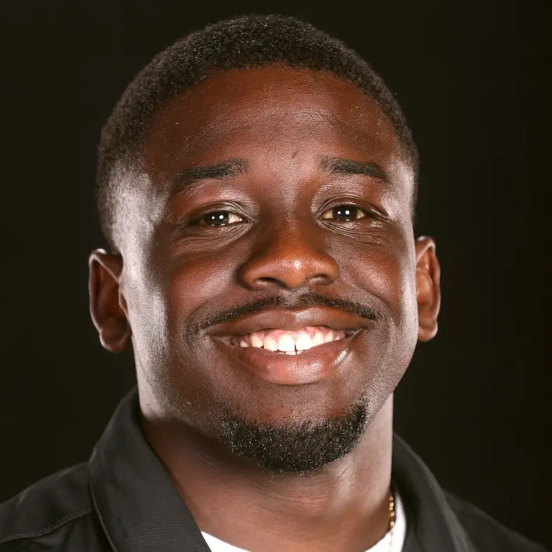 Robert Hinds headshot