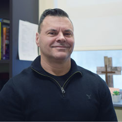 Glenn Grana Headshot