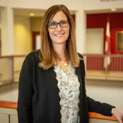 Rebecca Draper Headshot